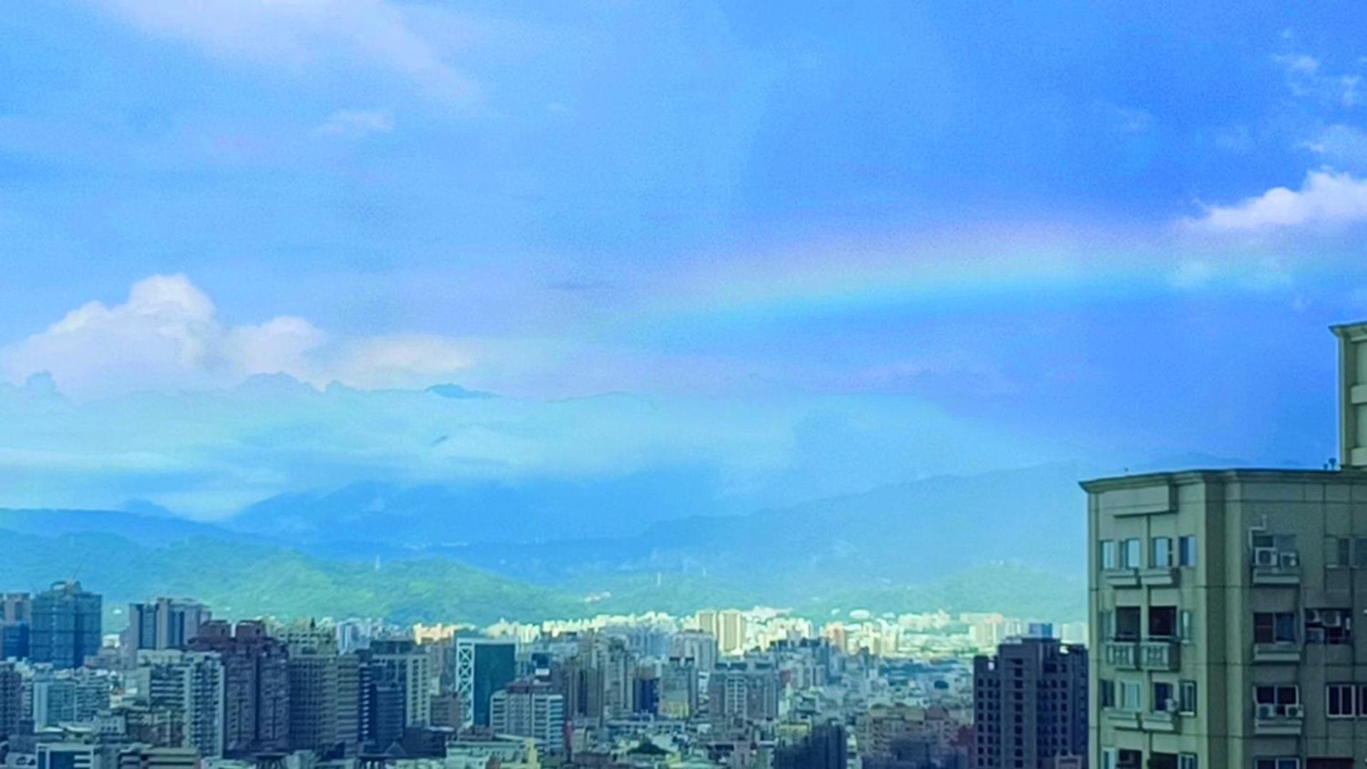 Niwill Homestay Taizhong Zewnętrze zdjęcie